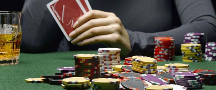 Are Online Poker ไซต์โป๊กเกอร์ออนไลน์ยุติธรรมหรือถูกควบคุมหรือไม่