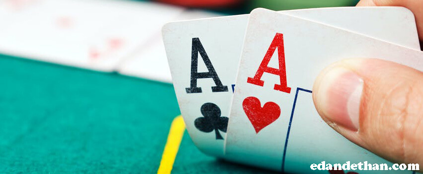 The Most Popular Poker มันยุติธรรมที่จะบอกว่าโป๊กเกอร์ได้กลายเป็นเกมไพ่ที่มีชื่อเสียงที่สุดทั้งหมด เกมที่เล่นด้วยสำรับเดียวและเล่นคนเดียว 